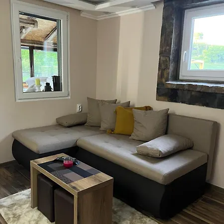 Feriehus Vikend House Cvrcak